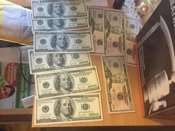 На Житомирщині викрили екоінспекторів, які обклали "даниною" підприємців