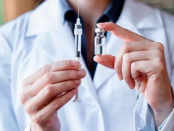 У МОЗ продовжують "годувати" українців обіцянками про закупівлю сироваток від ботулізму