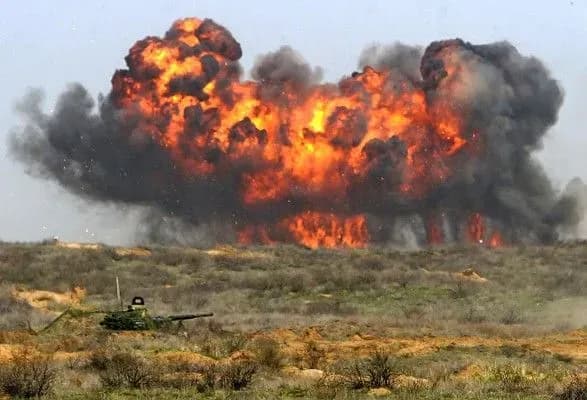 На військовому полігоні під Петербургом стався вибух
