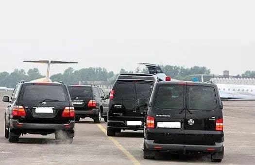 Свідок: кортеж Януковича був обстріляний біля Межигір'я