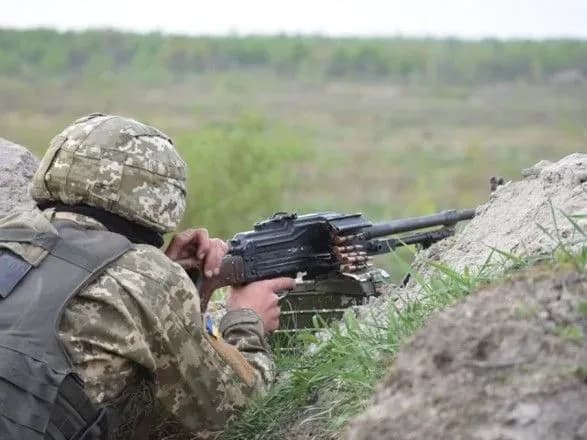 З початку доби бойовики п’ять разів обстріляли позиції ООС