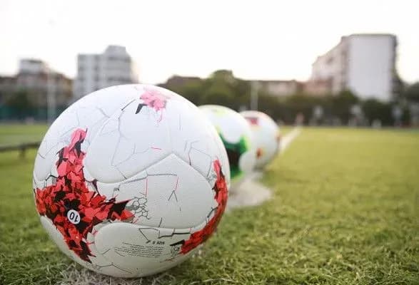 ФФУ дискваліфікує закарпатських футболістів за участь у турнірі невизнаних республік