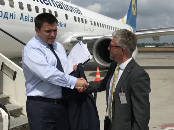 Клімкін прибув до Берліна на зустріч голів МЗС у "нормандському форматі"