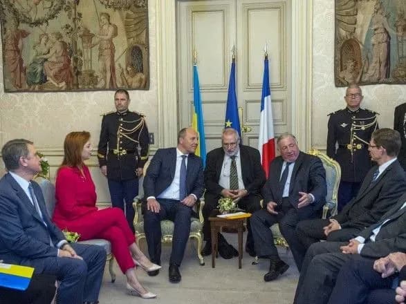 Путін несе глобальну загрозу і про пом’якшення санкцій не повинно йтися у Європі – Парубій