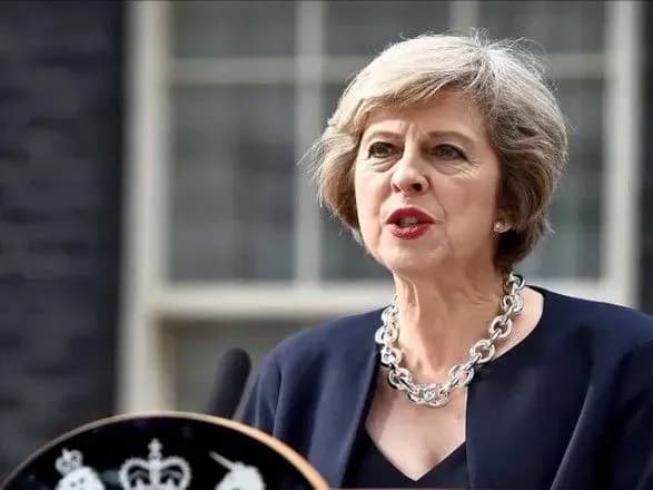 Мей: повернення Росії до G8 неможливе до припинення втручання в справи інших