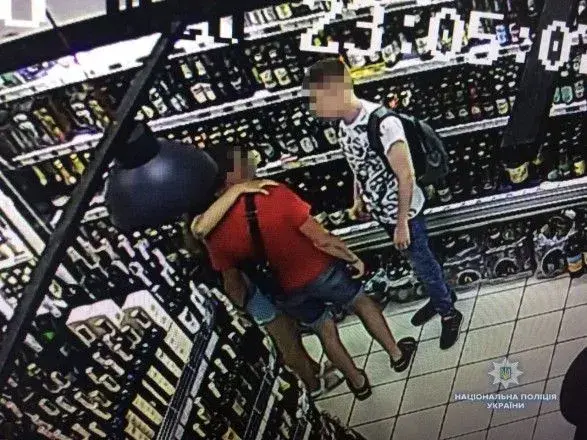 Трьом підозрюваним у зґвалтуванні 12-річної дівчини обрано запобіжний захід