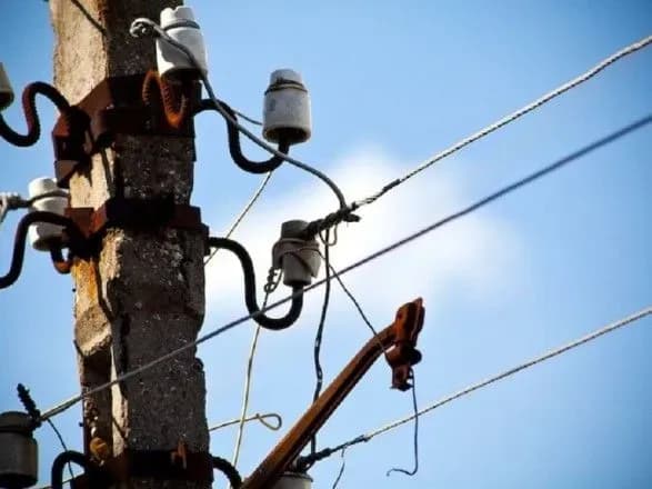 Негода залишила без світла близько 130 міст і сіл