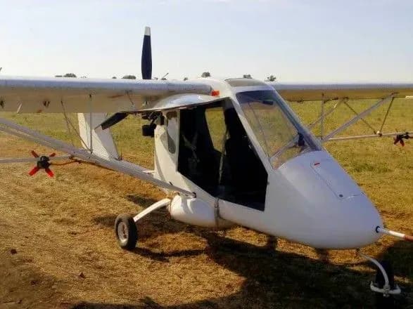 У зоні ООС примусово посадили літак