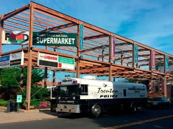 Внаслідок стрілянини на виставці в США постраждали 22 людини