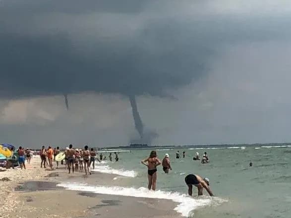Морським узбережжям Одещини пронісся смерч