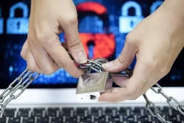 У ВР хочуть дозволити СБУ блокувати сайти без рішення суду