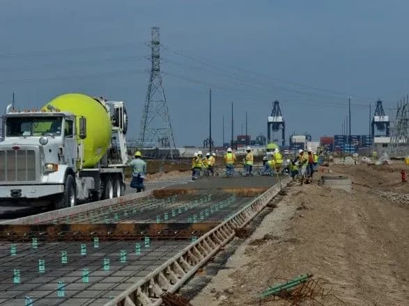 Дороги в Україні стануть вужчими