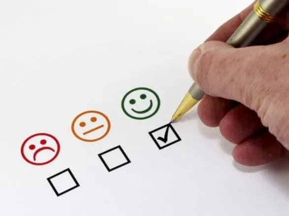 Опитування: майже 84% українців незадоволені напрямком руху України