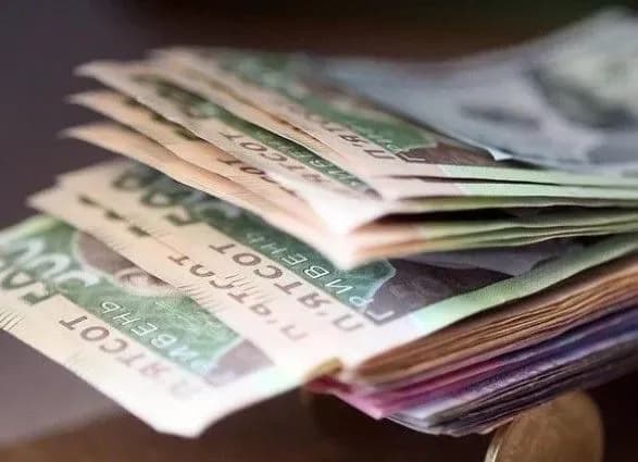 Мін'юст заарештував літак Харківського авіазаводу для відшкодування боргів із зарплати