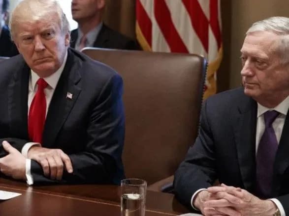NBC: Трамп в останні місяці став рідше радитися з главою Пентагону
