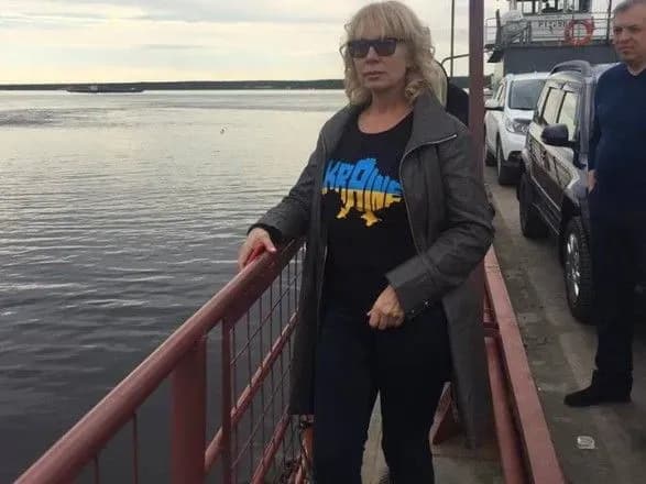 Український Омбудсмен знову поїхала у колонію до Сенцова