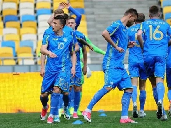 Визначилась дата проведення очного поєдинку Ярмоленка і Коноплянки в Бундеслізі