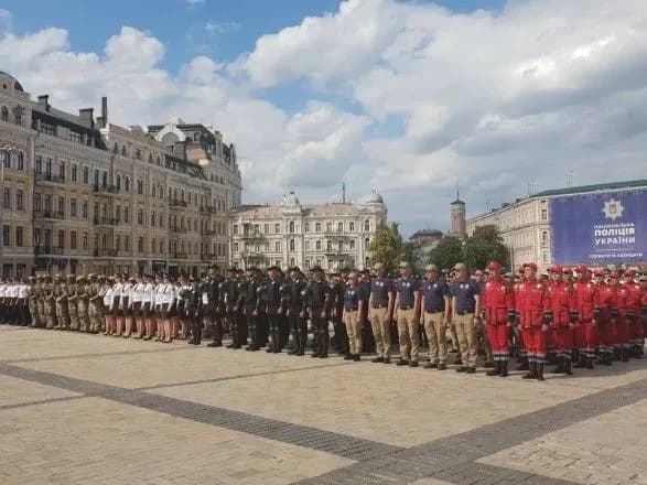 Нацполіція все більше наближається до європейських стандартів - Порошенко