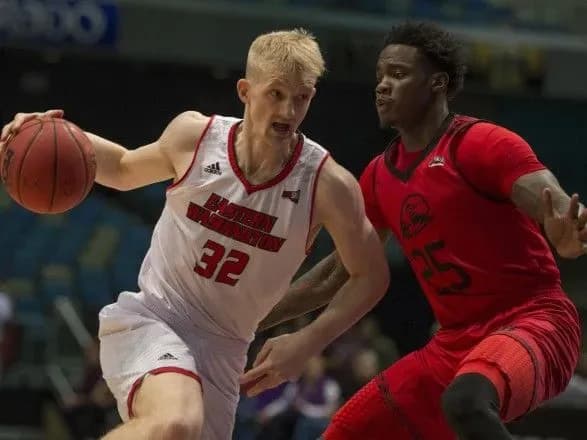 Баскетболіст Близнюк розпочне професійну кар'єру в чемпіонаті Ізраїлю