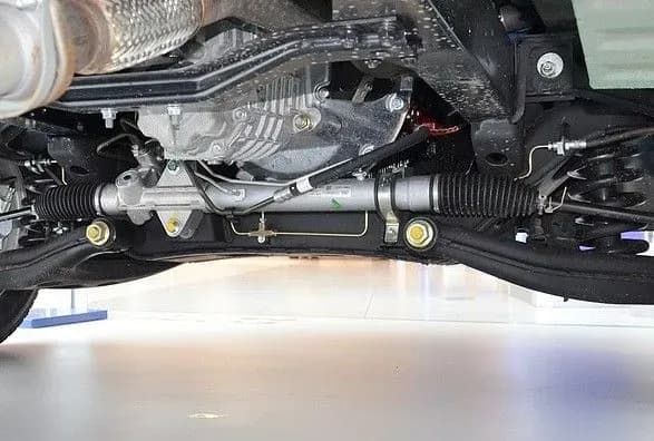 У Львові загинув чоловік під час ремонту автомобіля