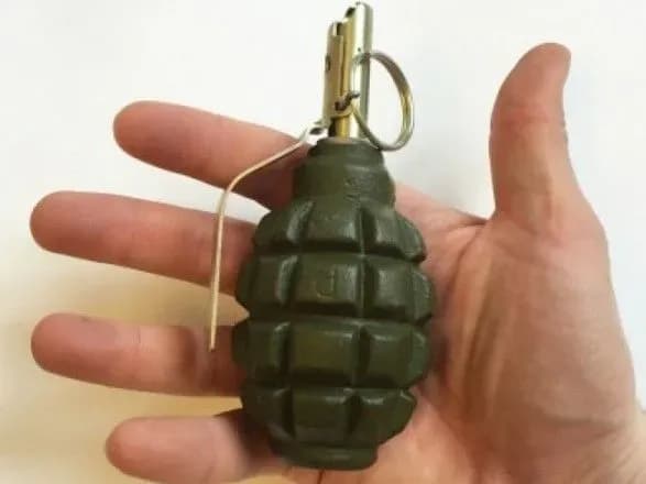 В Херсоне пьяный мужчина потерял гранату