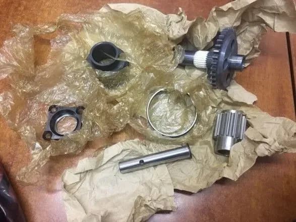 Чоловік намагався незаконно вивезти до РФ запчастини до військових авіадвигунів