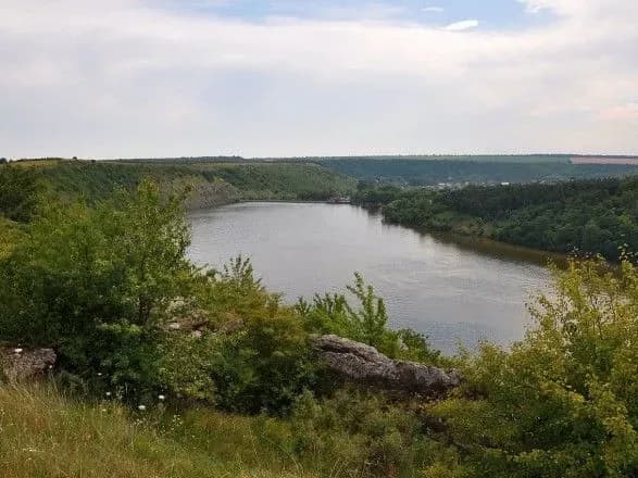 У водосховищі на Тернопільщині під час нічного купання втопився буковинець