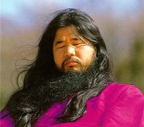 В Японії кремували тіло засновника секти "Аум Сінрікьо"