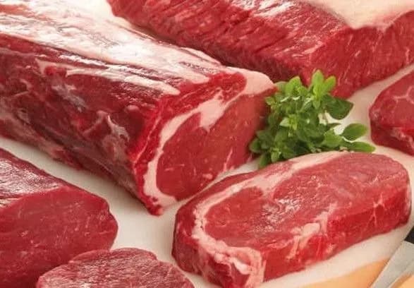 В Украине подорожали говядина, сахар и колбасы