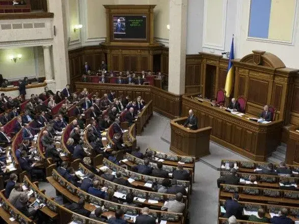 Рада підтримала виплату стипендій та премій найталановитішим молодим вченим