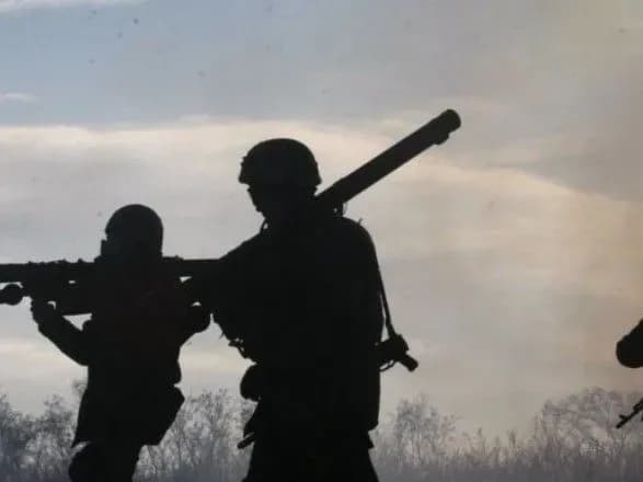 Бойовики вночі знову відкривали вогонь по Золотому-4