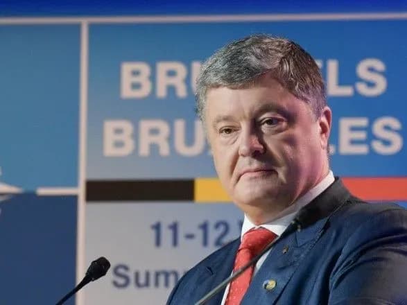 Порошенко сподівається, що в Україні сьогодні завершиться процес створення антикорупційних установ