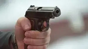 В Одесі невідомий стріляв у групу молодих людей