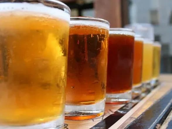 У РФ планують зобов'язати пивоварів клеїти марки на свій товар