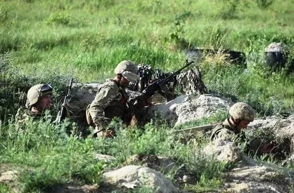 З початку доби бойовики 5 разів обстріляли позиції ЗСУ зі стрілецької зброї