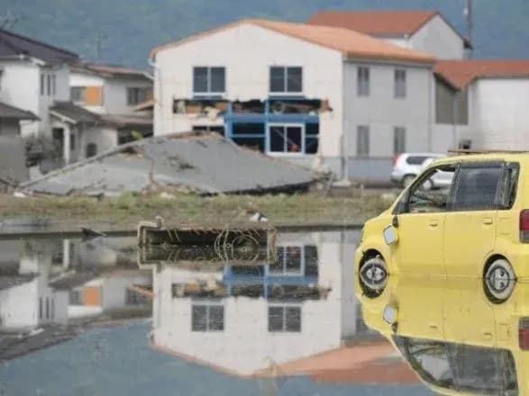 Через сильні дощі в Японії загинули 217 людей