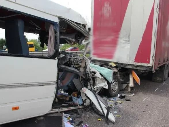 У масштабній ДТП на Житомирщині загинули троє дітей