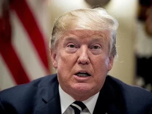 Трамп знову назвав "вигадкою" історію про втручання Росії у вибори