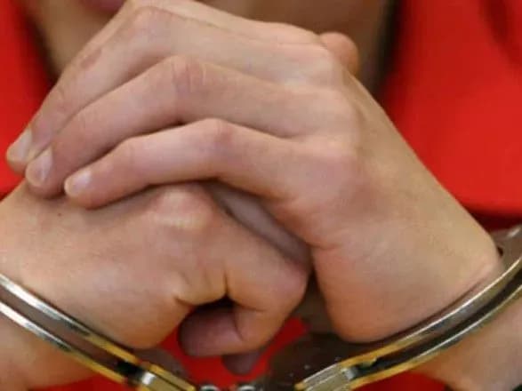 Мужчина сел за решетку на 10 лет за попытку задушить ребенка