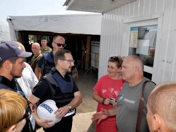 Генсек ОБСЄ проінспектував КПВВ "Майорське"