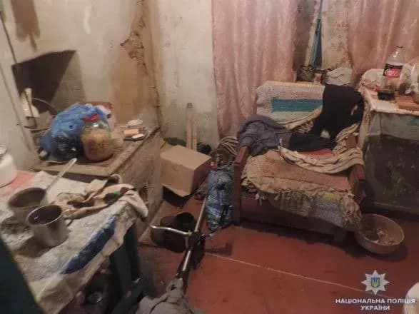 На Одещині нетвереза жінка під час сварки зарізала чоловіка