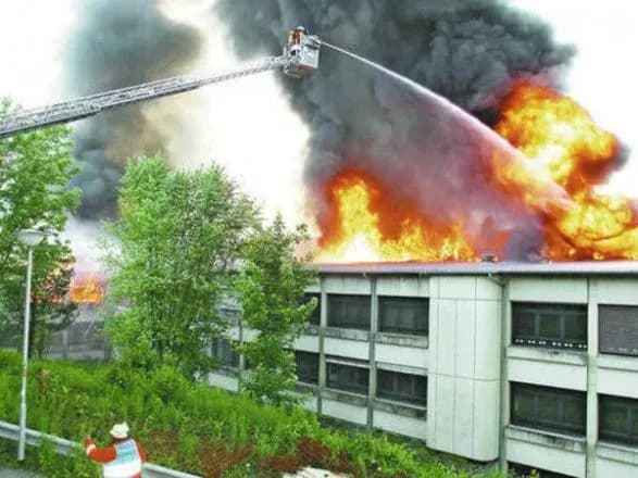 У Миколаєві горіла школа