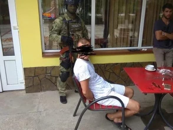 На Одещині затримано адвоката, який вимагав мільйон гривень хабара