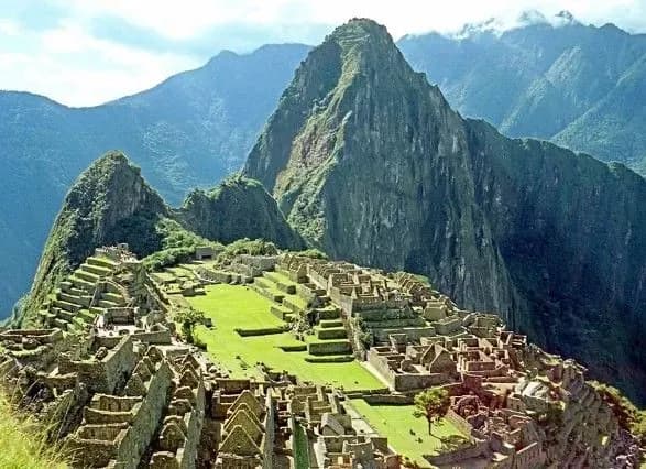 У Перу зіткнулися потяги: є постраждалі