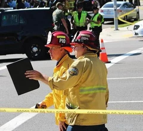 Падіння легкомоторного літака в США, є жертви