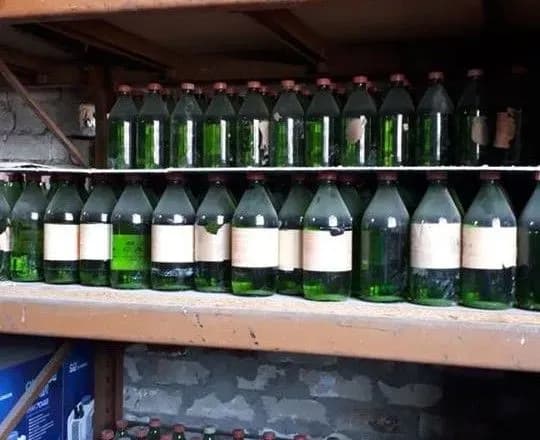 Замах на Гандзюк: пляшка кислоти коштувала 150 гривень