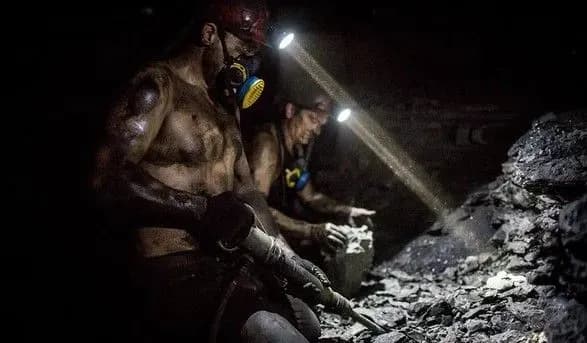 Шахтарям мають виплатити усі борги по зарплатах до 26 серпня