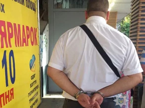 На вимаганні хабара спіймали одного з керівників у ДФС