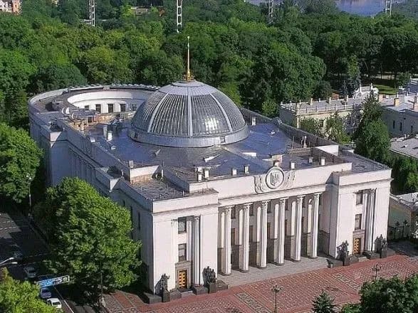 Порошенко дозволив залучити іноземних вчених при підготовці його послання до ВР