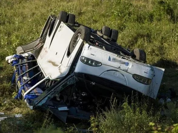 В Угорщині внаслідок ДТП постраждали 13 українців